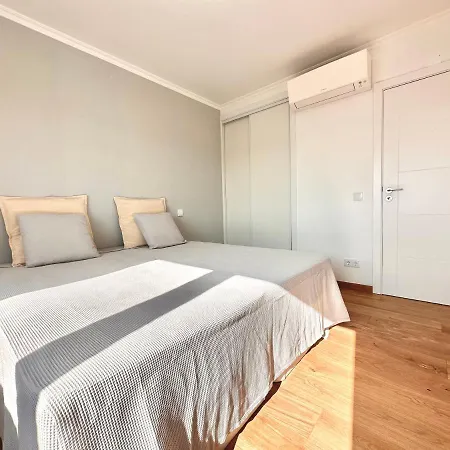 Holiday Apartment Albufeira Апартаменты *